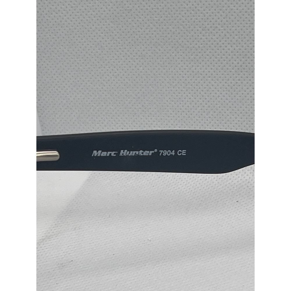 Marc Hunter Sunglasses Classic Wayfarer Style Matt Black 50/21/145 View 4